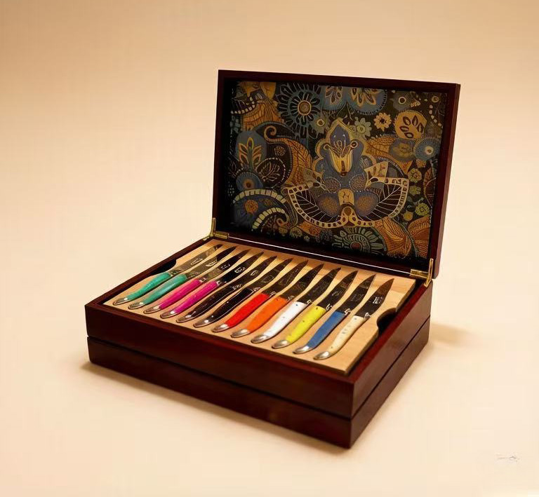 Knife Box